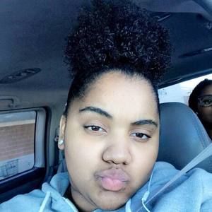 Meet your Posher, Samara